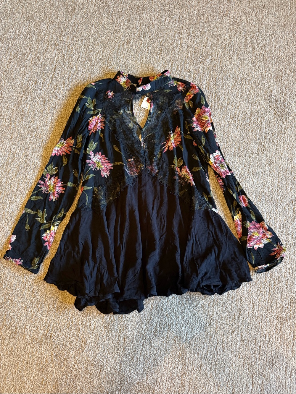 Daytrip Black Floral Lace-Trim Peasant Blouse